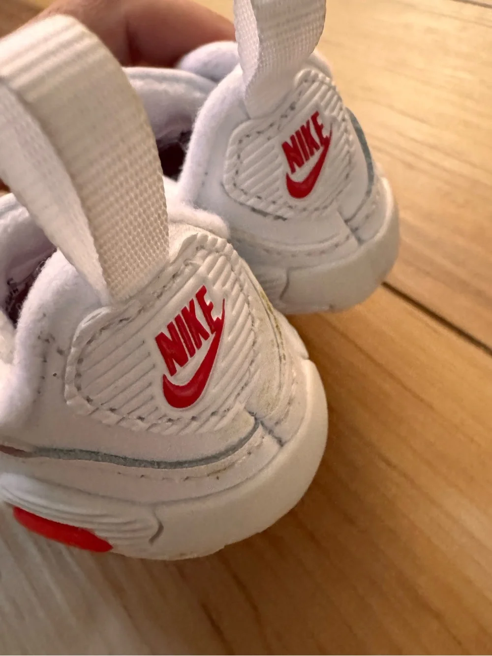 Nike Air Max 90 Crib Bootie White Hyper Red CI0424-105 Infant Size 1C